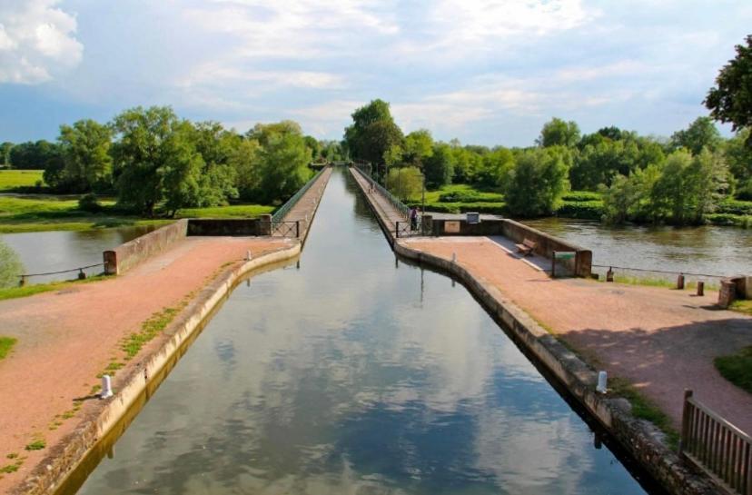 Les Pichies, T2 Marie-line, Digoin. * Digoin
